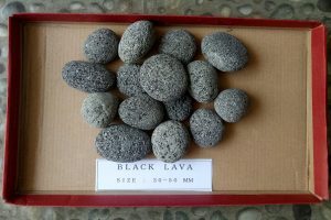 Black Lava Size 30-60 mm